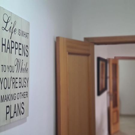Harbour'S Way, Spacious And Cosy Apartment, With Ac Olhão Esterno foto