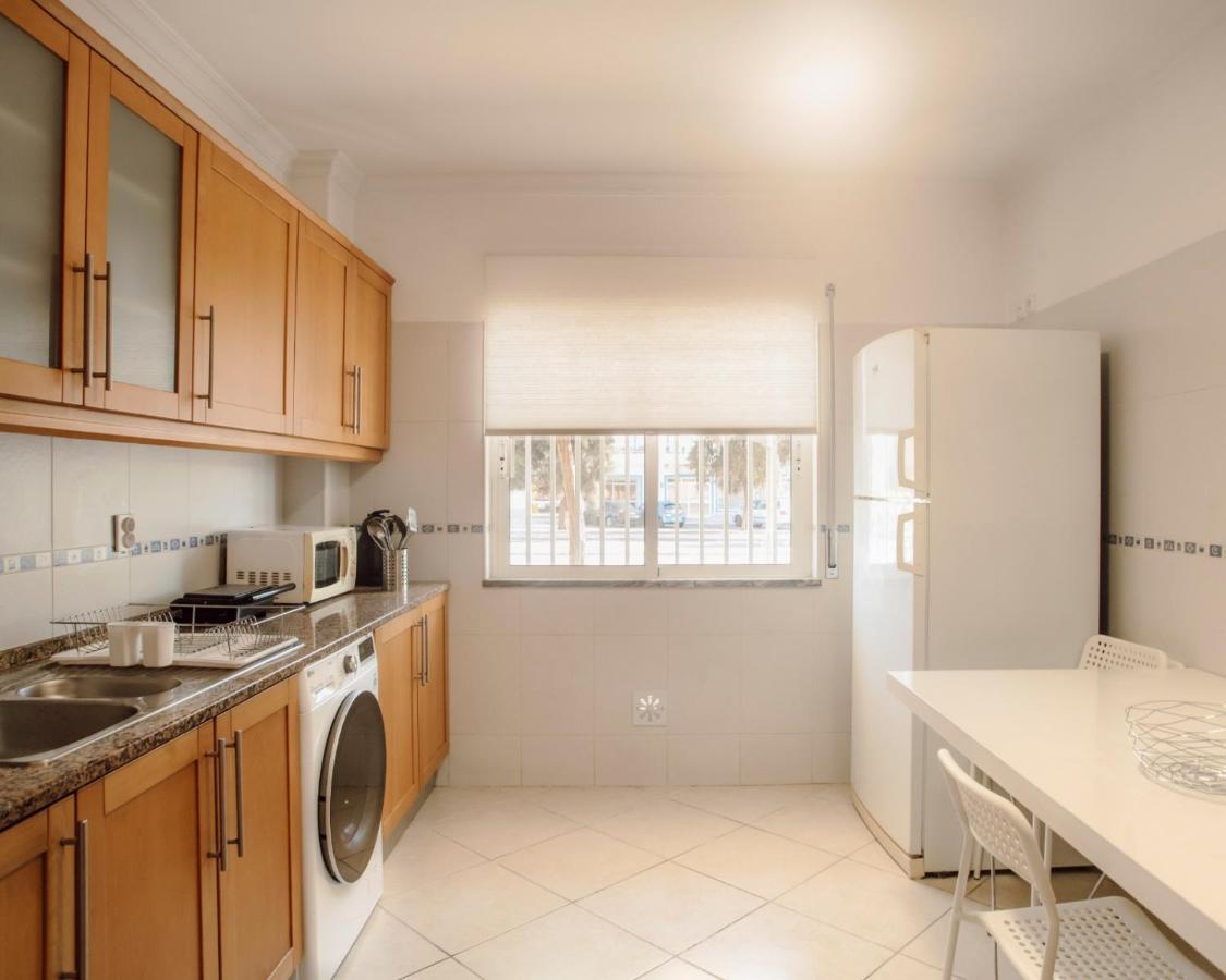 Harbour'S Way, Spacious And Cosy Apartment, With Ac Olhão Esterno foto